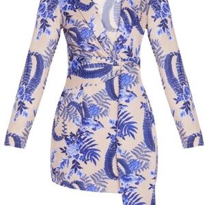 PrettyLittleThing Beige and Blue Tropical Long Sleeve Dress